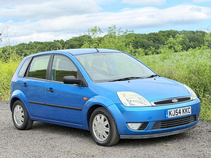 Ford Fiesta 1.6 Ghia 5dr