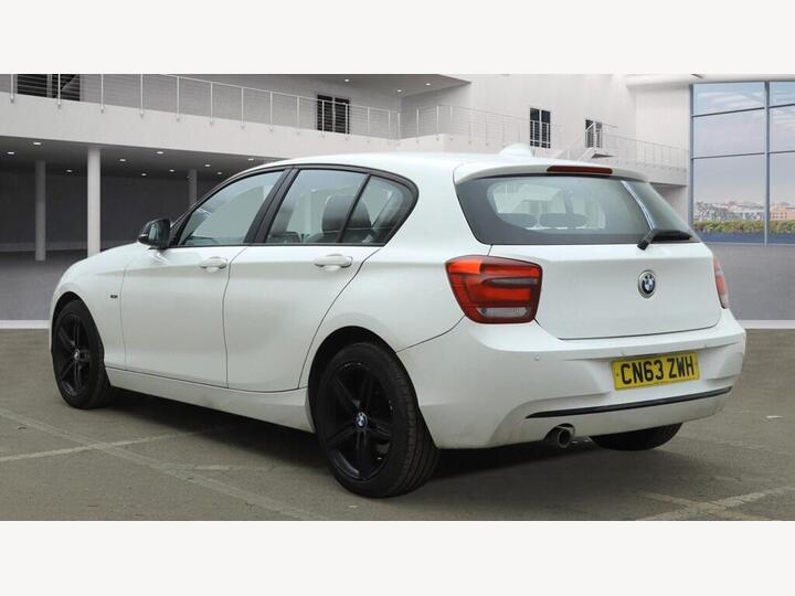 BMW 1 Series 2.0 116d Sport Auto Euro 5 (s/s) 5dr