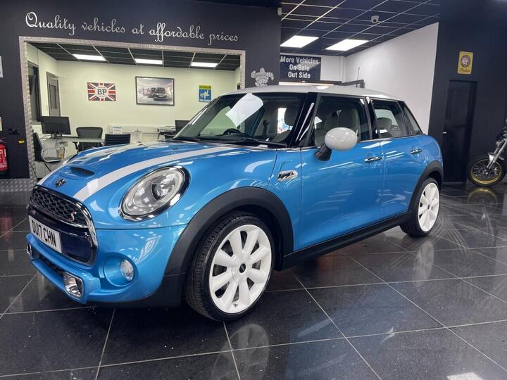 MINI HATCH 2.0 Cooper SD Euro 6 (s/s) 5dr