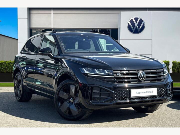 Volkswagen Touareg 3.0 TDI V6 Black Edition Tiptronic 4Motion Euro 6 (s/s) 5dr