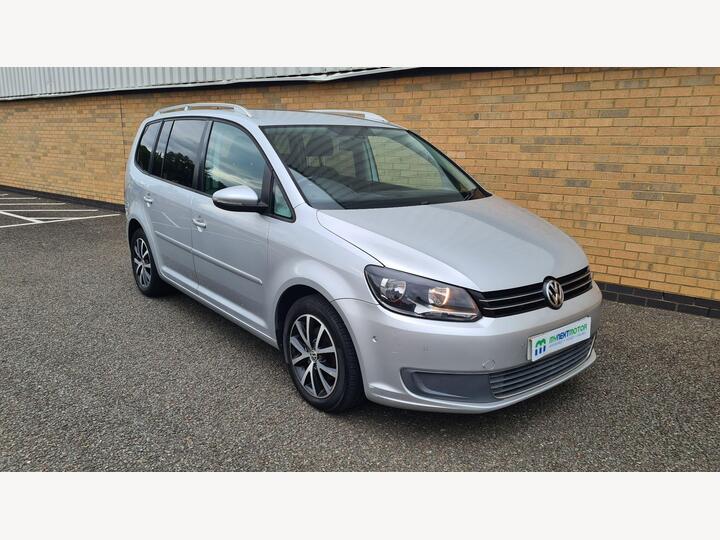 Volkswagen Touran 1.6 TDI SE Euro 5 5dr Volkswagen Touran 1.6 TDI SE Euro 5 5dr
