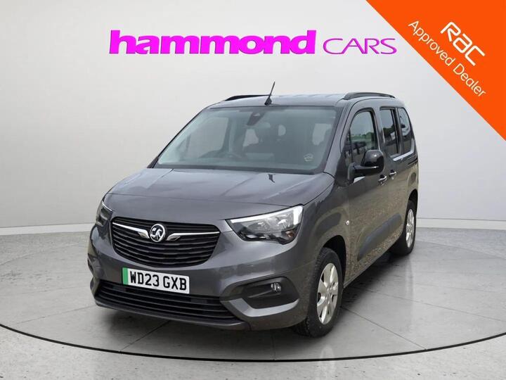 Vauxhall Combo Life Electric 50kWh Design Auto 5dr (11kW Charger)