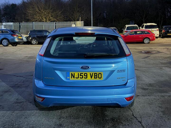 Ford Focus 1.6 Zetec 5dr