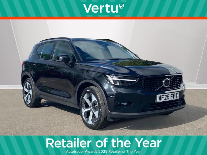 Volvo XC40 2.0 B3 MHEV Plus Dark DCT Auto Euro 6 (s/s) 5dr