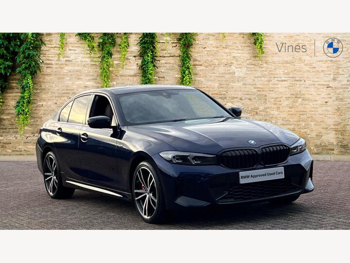 BMW 3 Series 2.0 330e 12kWh M Sport Auto Euro 6 (s/s) 4dr BMW 3 Series 2.0 330e 12kWh M Sport Auto Euro 6 (s/s) 4dr