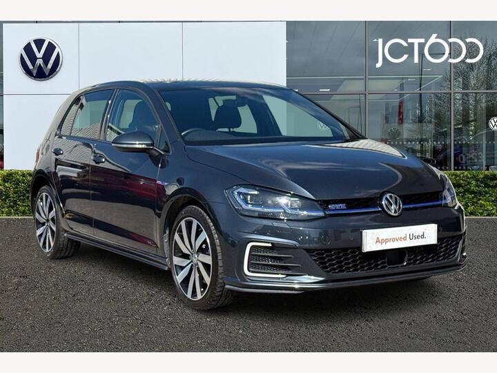 Volkswagen Golf 1.4 TSI 8.7kWh GTE Advance DSG Euro 6 (s/s) 5dr