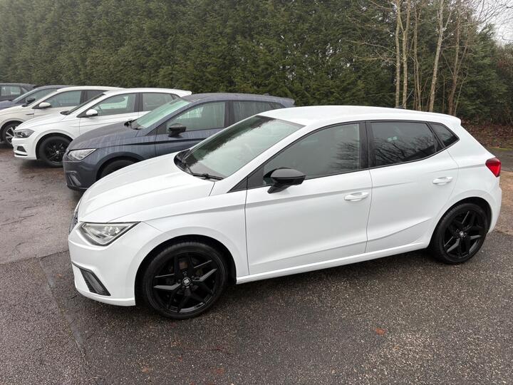 SEAT Ibiza 1.0 TSI FR Euro 6 (s/s) 5dr GPF