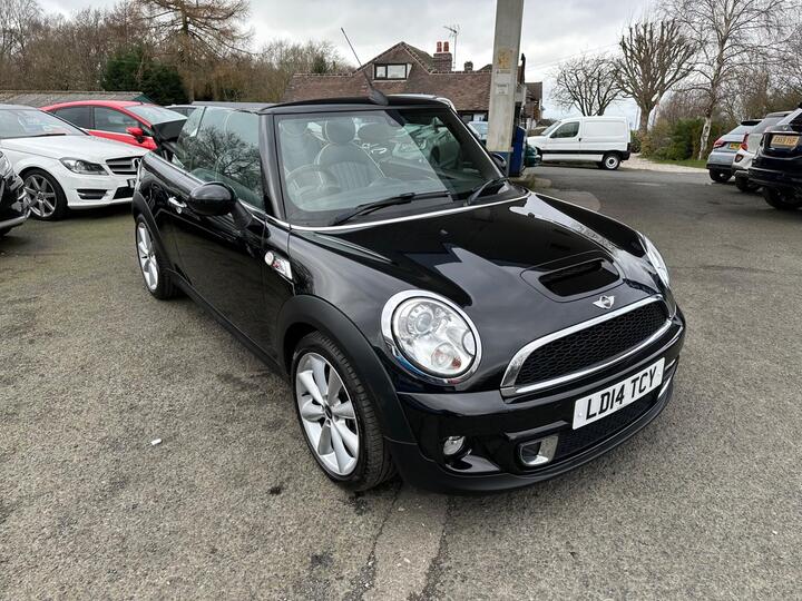 MINI Convertible 1.6 Cooper S Auto Euro 5 2dr