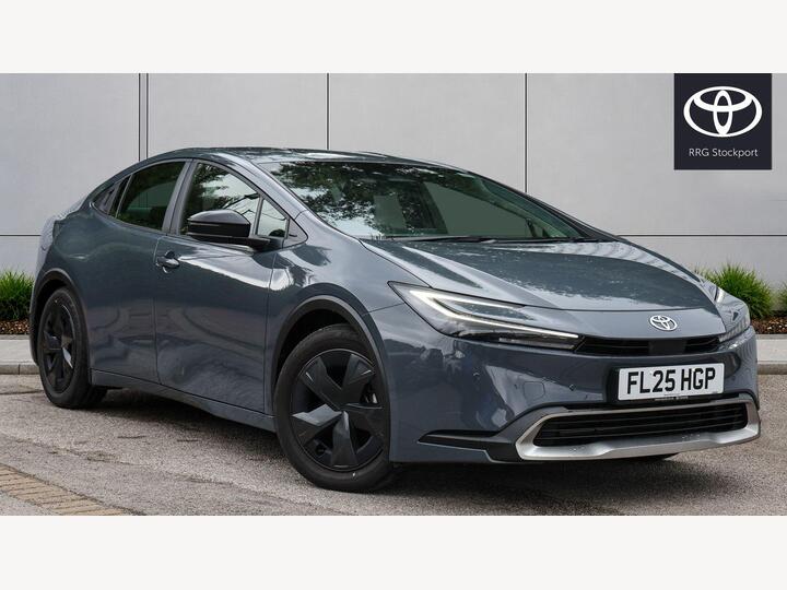 Toyota Prius 2.0 13.6kWh Design CVT Euro 6 (s/s) 5dr