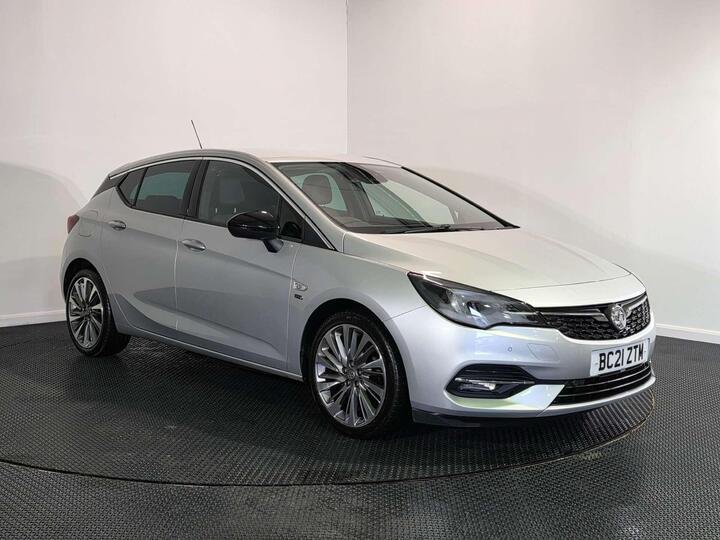 Vauxhall ASTRA 1.2 Turbo Griffin Edition Euro 6 (s/s) 5dr Vauxhall ASTRA 1.2 Turbo Griffin Edition Euro 6 (s/s) 5dr