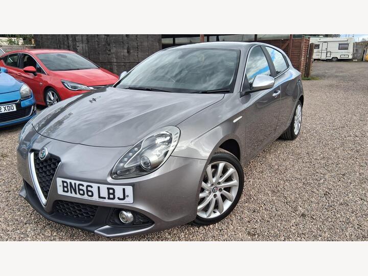 Alfa Romeo Giulietta 2.0 JTDM-2 Super TCT Euro 6 (s/s) 5dr