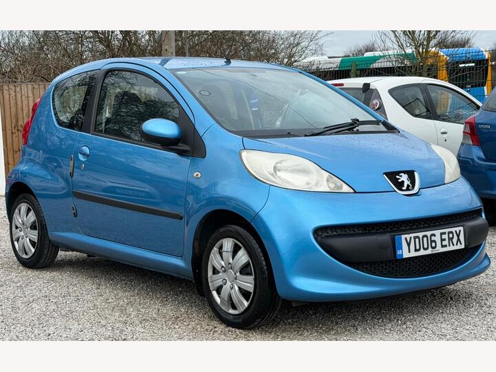 Peugeot 107 1.0 12V Urban Euro 4 3dr