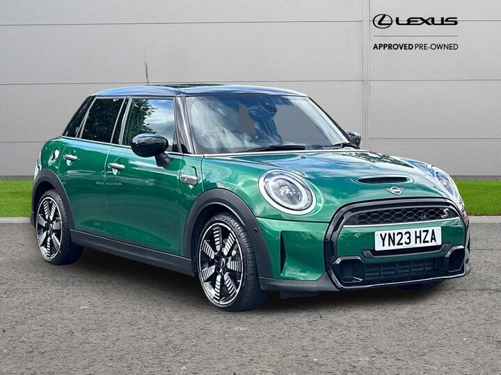 MINI Hatch 2.0 Cooper S Exclusive Steptronic Euro 6 (s/s) 5dr