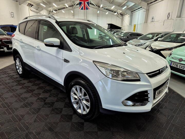 Ford Kuga 2.0 TDCi Titanium Powershift AWD Euro 6 (s/s) 5dr