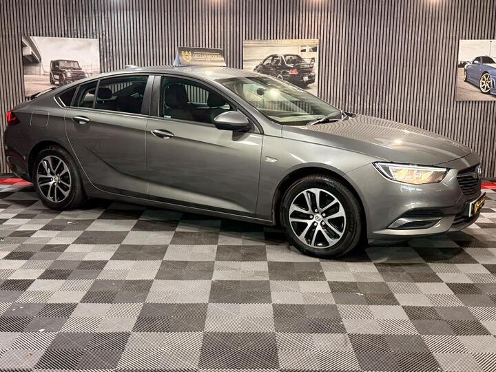 Vauxhall Insignia 1.6 Turbo D EcoTEC Design Nav Grand Sport Euro 6 (s/s) 5dr Vauxhall Insignia 1.6 Turbo D EcoTEC Design Nav Grand Sport Euro 6 (s/s) 5dr