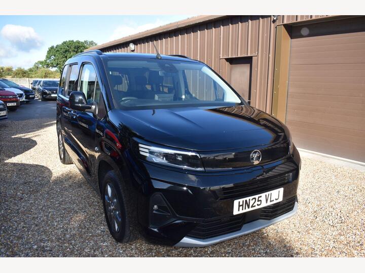 Vauxhall Combo Life Electric 52kWh Ultimate Auto 5dr (11kW Charger)