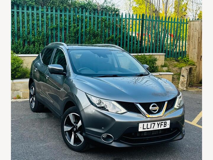 Nissan Qashqai 1.2 DIG-T N-Connecta XTRON 2WD Euro 6 (s/s) 5dr