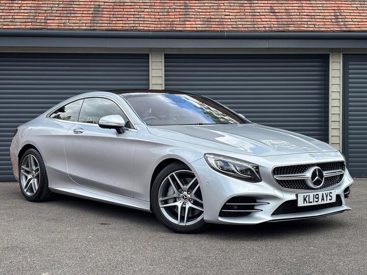Mercedes-Benz S Class 4.0 S560 V8 BiTurbo AMG Line (Premium) G-Tronic Euro 6 (s/s) 2dr Mercedes-Benz S Class 4.0 S560 V8 BiTurbo AMG Line (Premium) G-Tronic Euro 6 (s/s) 2dr
