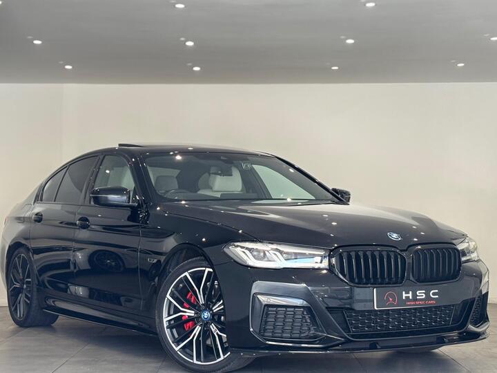 BMW 5 Series 2.0 530e 12kWh M Sport Steptronic XDrive Euro 6 (s/s) 4dr BMW 5 Series 2.0 530e 12kWh M Sport Steptronic XDrive Euro 6 (s/s) 4dr