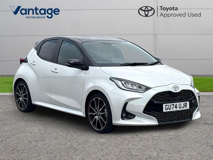 Toyota Yaris 1.5 VVT-h GR SPORT E-CVT Euro 6 (s/s) 5dr