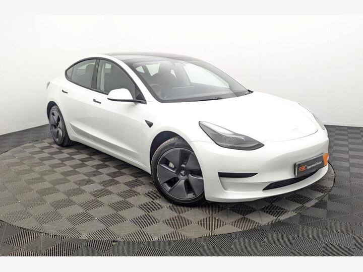 Tesla Model 3 Standard Range Plus Auto RWD 4dr