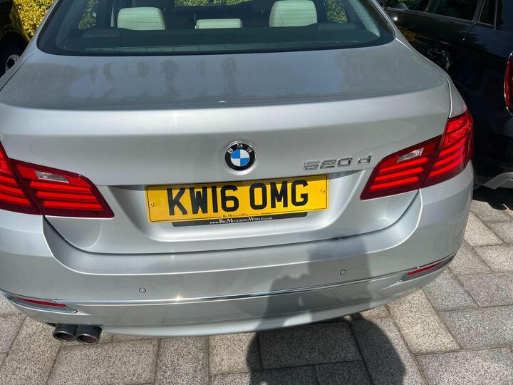BMW 5 Series 2.0 520d Luxury Auto Euro 6 (s/s) 4dr