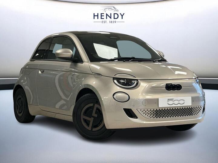 Fiat 500 42kWh Giorgio Armani Auto 3dr