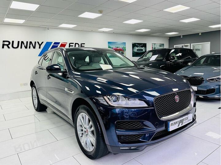 Jaguar F-PACE 2.0 P250i Portfolio Auto AWD Euro 6 (s/s) 5dr