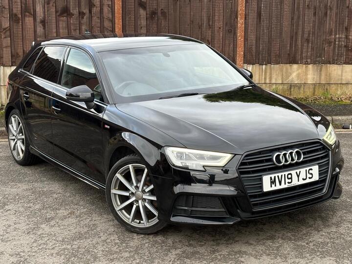 Audi A3 1.0 TFSI 30 Black Edition Sportback Euro 6 (s/s) 5dr