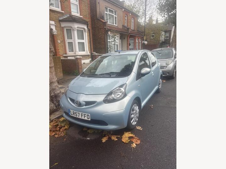Toyota AYGO 1.0 VVT-i + Euro 4 5dr