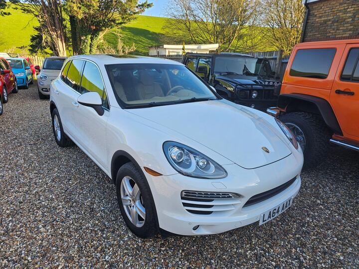 Porsche Cayenne 3.6 SUV 5dr Petrol TiptronicS 4WD Euro 5 (s/s) (300 Ps)
