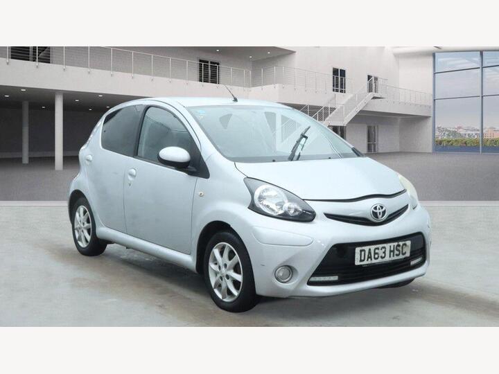 Toyota AYGO 1.0 VVT-i Mode Euro 5 5dr