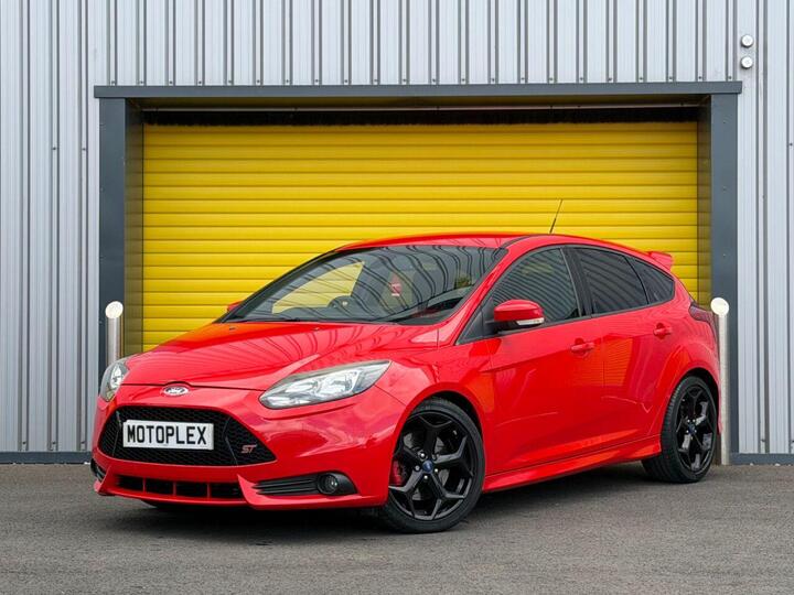 Ford FOCUS 2.0T EcoBoost ST-2 Euro 5 (s/s) 5dr
