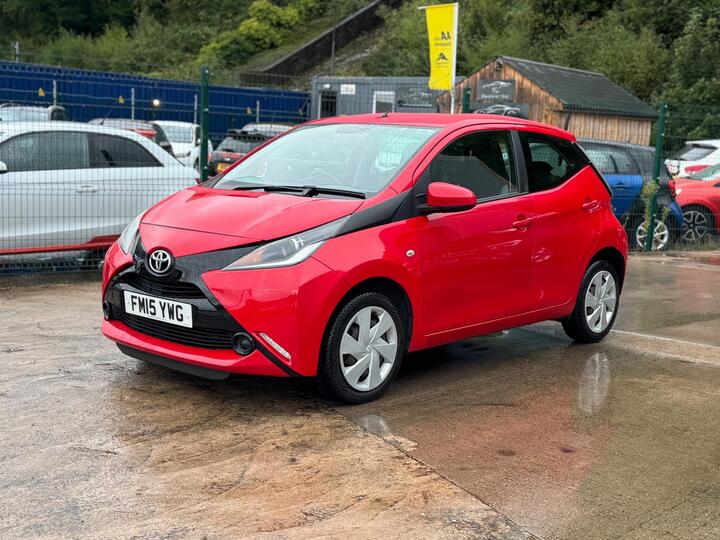 Toyota AYGO 1.0 VVT-i X-play Euro 5 5dr Euro 5
