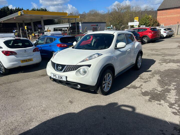 Nissan Juke 1.6 Acenta Premium Euro 5 (s/s) 5dr