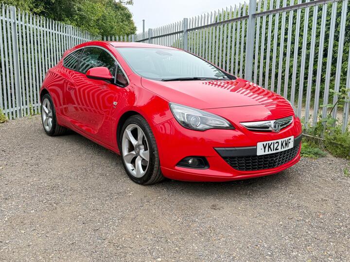 Vauxhall Astra GTC 1.4T SRi Euro 5 (s/s) 3dr Vauxhall Astra GTC 1.4T SRi Euro 5 (s/s) 3dr