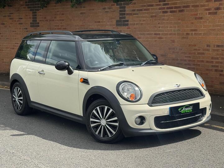 MINI Clubman 1.6 Cooper D Euro 5 (s/s) 5dr MINI Clubman 1.6 Cooper D Euro 5 (s/s) 5dr