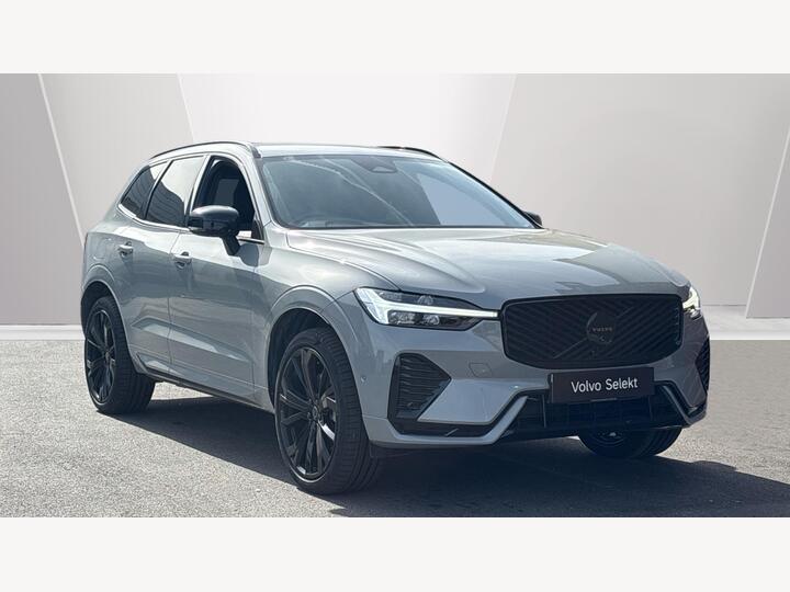 Volvo XC60 2.0 B5 MHEV Plus Black Edition Auto AWD Euro 6 (s/s) 5dr