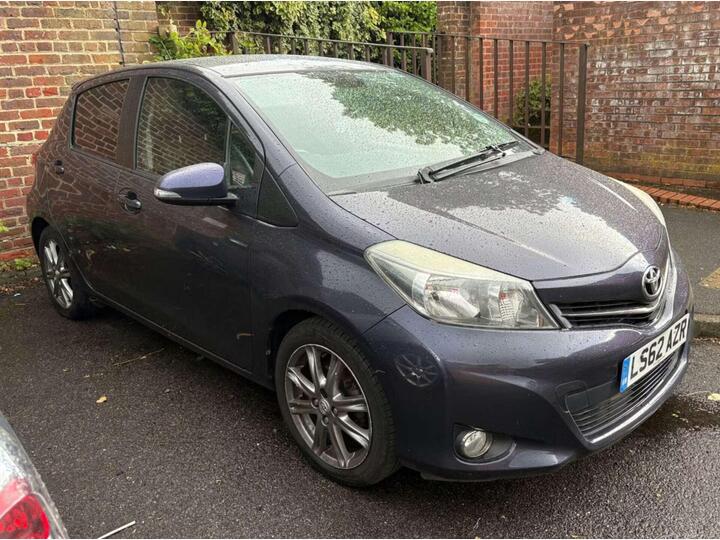 Toyota YARIS 1.33 Dual VVT-i SR Multidrive S Euro 5 5dr