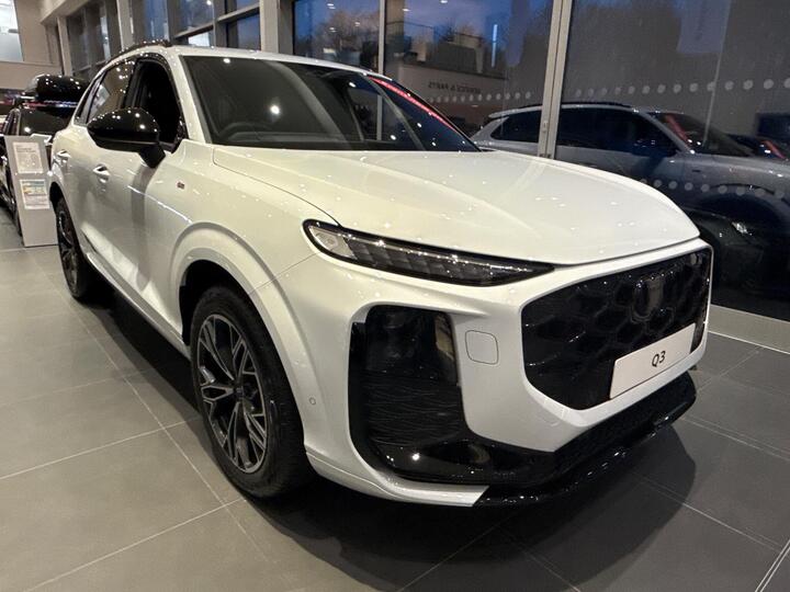 Audi Q3 2.0 TFSI Launch Edition S Tronic Quattro Euro 6 (s/s) 5dr