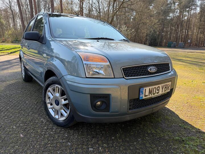 Ford Fusion 1.4 Zetec Climate 5dr