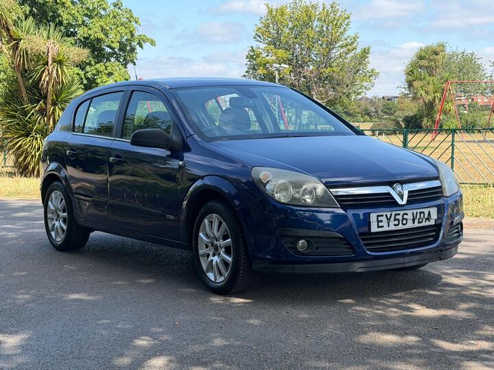 Vauxhall Astra 1.8i 16v Design 5dr