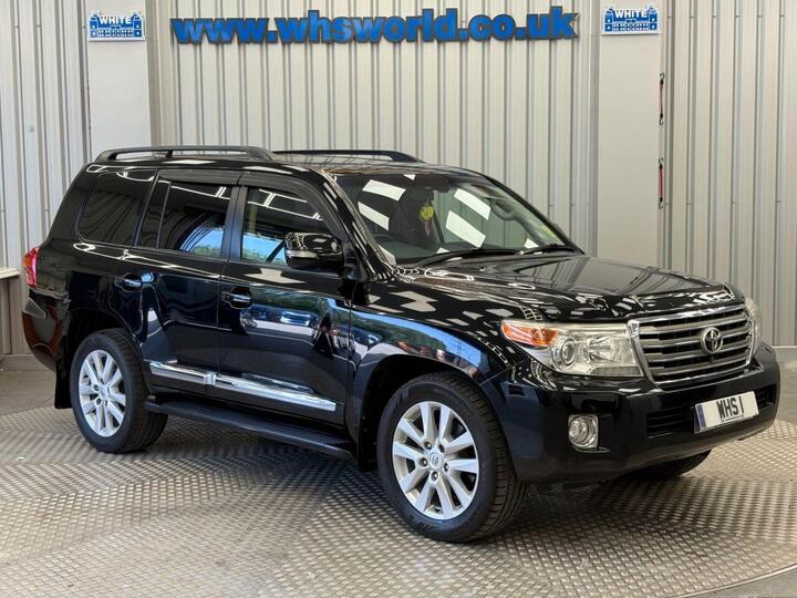 Toyota LAND CRUISER 4.5 D-4D V8 268 BHP SUV 4WD AUTOMATIC (EURO 5)