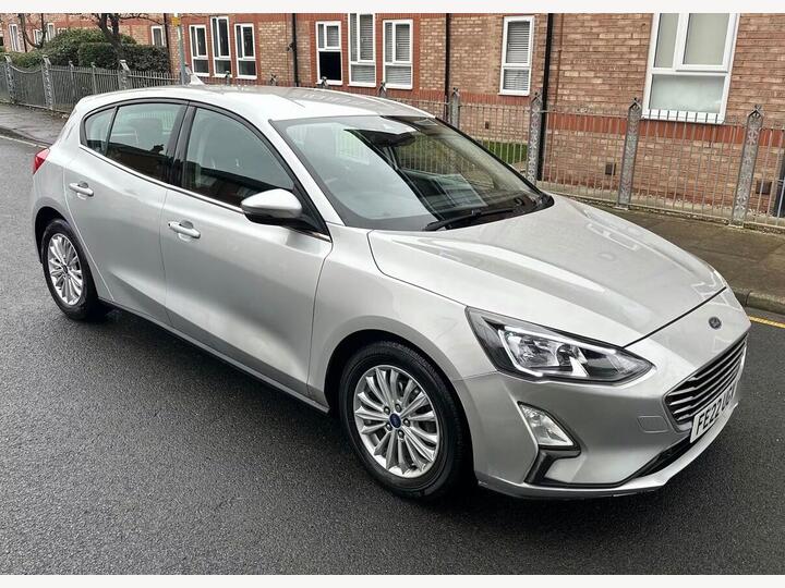 Ford Focus 1.0T EcoBoost Titanium Edition Euro 6 (s/s) 5dr
