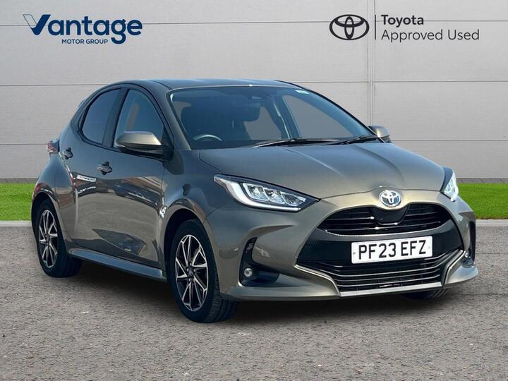 Toyota Yaris 1.5 VVT-h Design E-CVT Euro 6 (s/s) 5dr