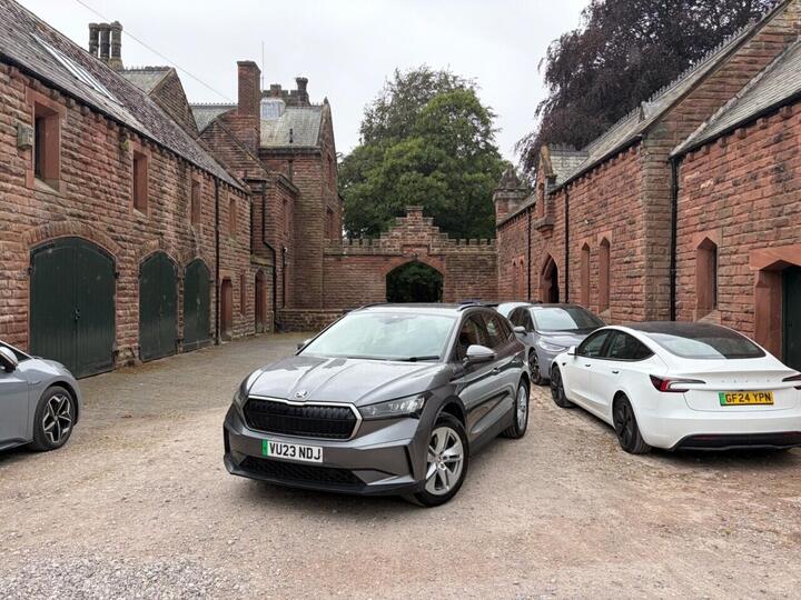 Skoda ENYAQ IV 62kWh 60 Auto 5dr (DC120kW)