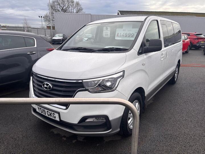 Hyundai I800 2.5 CRDi SE Nav Euro 6 5dr