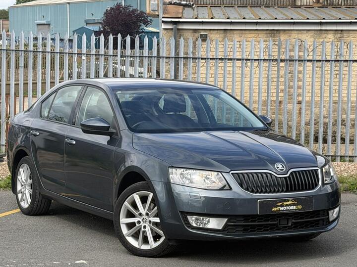 Skoda OCTAVIA 1.6 TDI Elegance Euro 5 (s/s) 5dr
