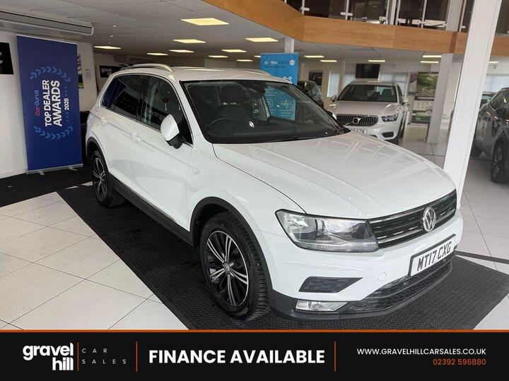 Volkswagen Tiguan 2.0 TDI BlueMotion Tech SE Navigation DSG 4Motion Euro 6 (s/s) 5dr