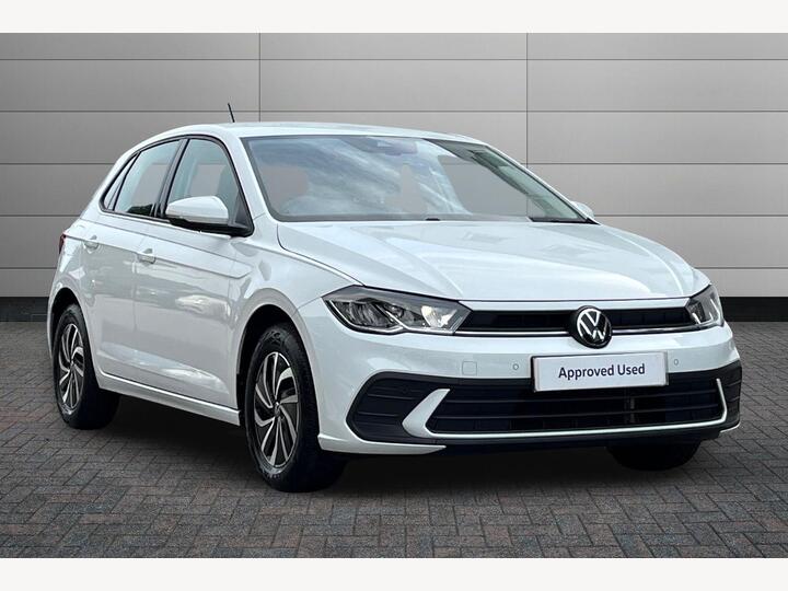 Volkswagen Polo 1.0 TSI Life Euro 6 (s/s) 5dr Volkswagen Polo 1.0 TSI Life Euro 6 (s/s) 5dr